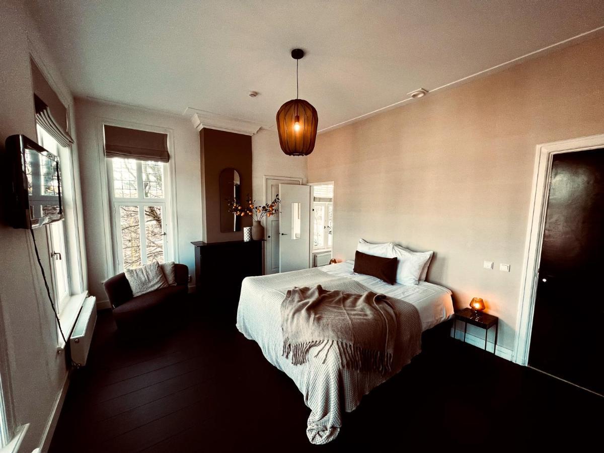 Hotel Het Oude Raadhuis Кастрикюм Экстерьер фото
